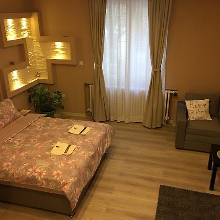 Piazza Appartement Belgrado Buitenkant foto